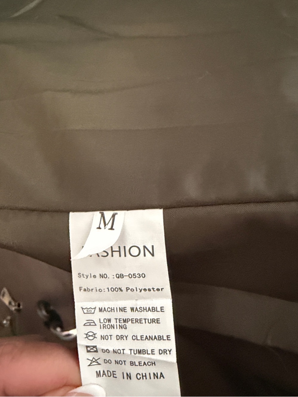Women’s Olive Hooded Puffer Vest. Size M - Picture 3 of 4